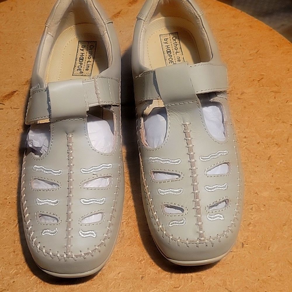 New with box orthopedic shoes